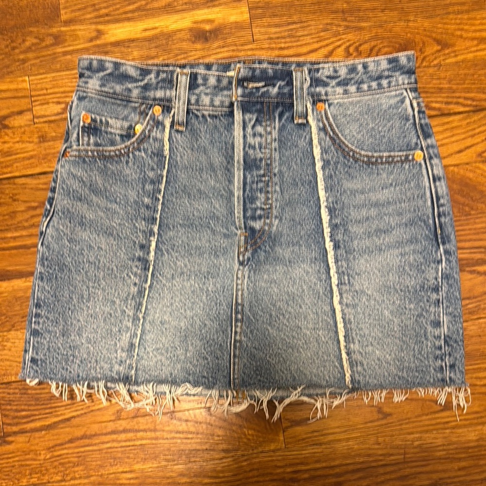Levi’s Icon Skirt